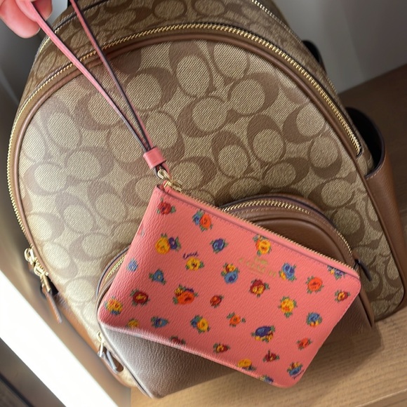 Coach Corner Zip Wristlet With Mini Vintage Rose Print Pink Lemonade Multi - Picture 14 of 16